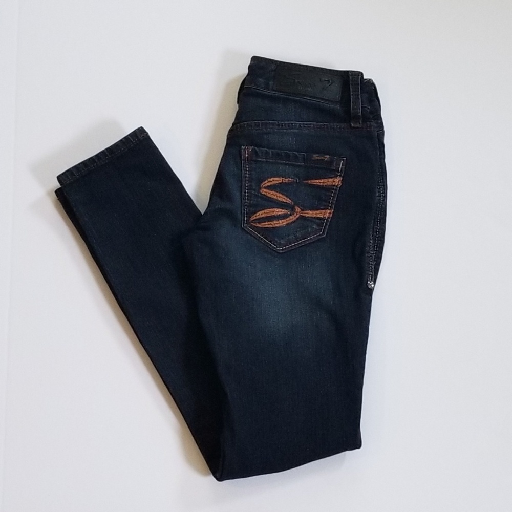 Seven7 Dark Wash Legging Jeans.